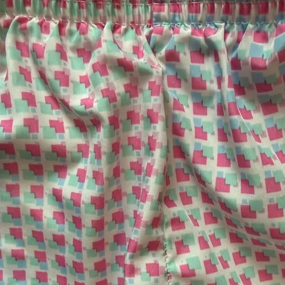 Nike Pink Heart Logo Kids Pajama Set with Aqua Trim Shorts - Picture 5 of 6